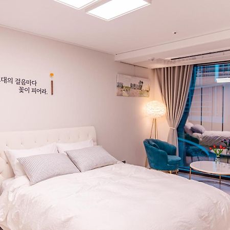 여수 Lotte Castle Marina 아파트 호텔 외부 사진